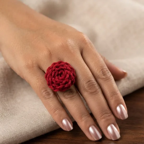 Crochet rose finger ring
