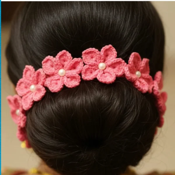 Full Bun Gajra  Cuty pink